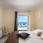 House Gold Point *