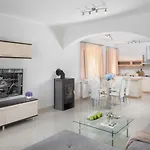 House Gold Point Σπίτι διακοπών *